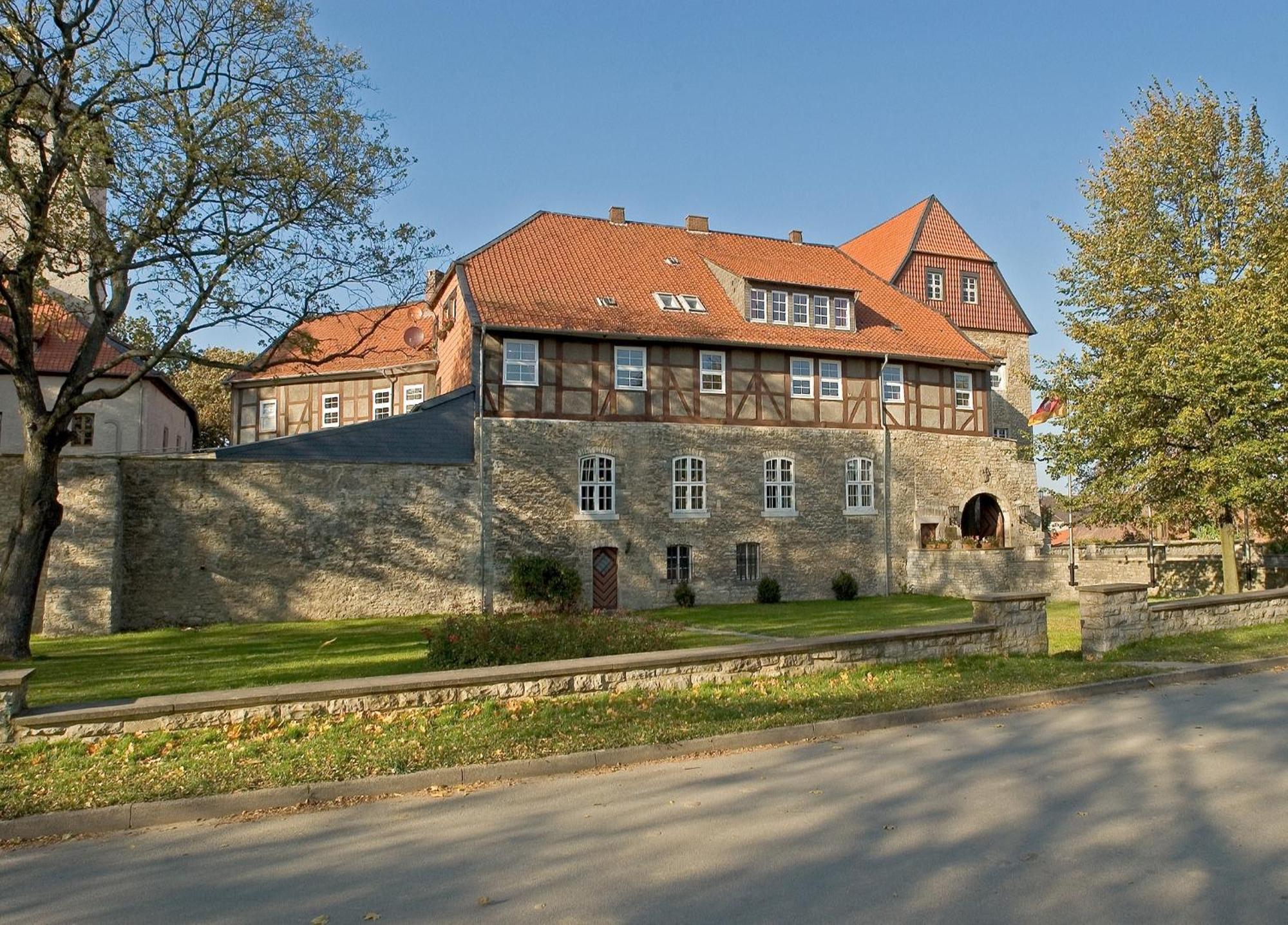 Отель Burg Warberg Экстерьер фото